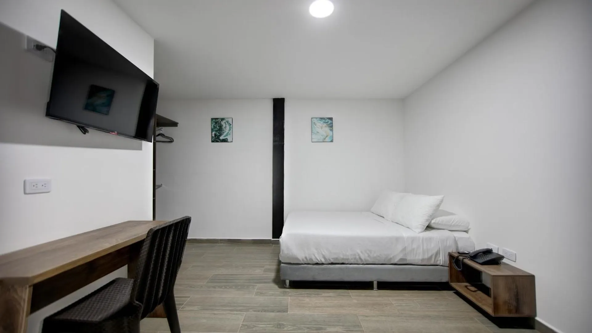 Hotel Xliving Host And Rooms Bogotá